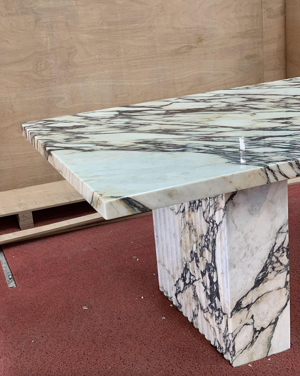 Eros - Calacatta Marble Dining Table