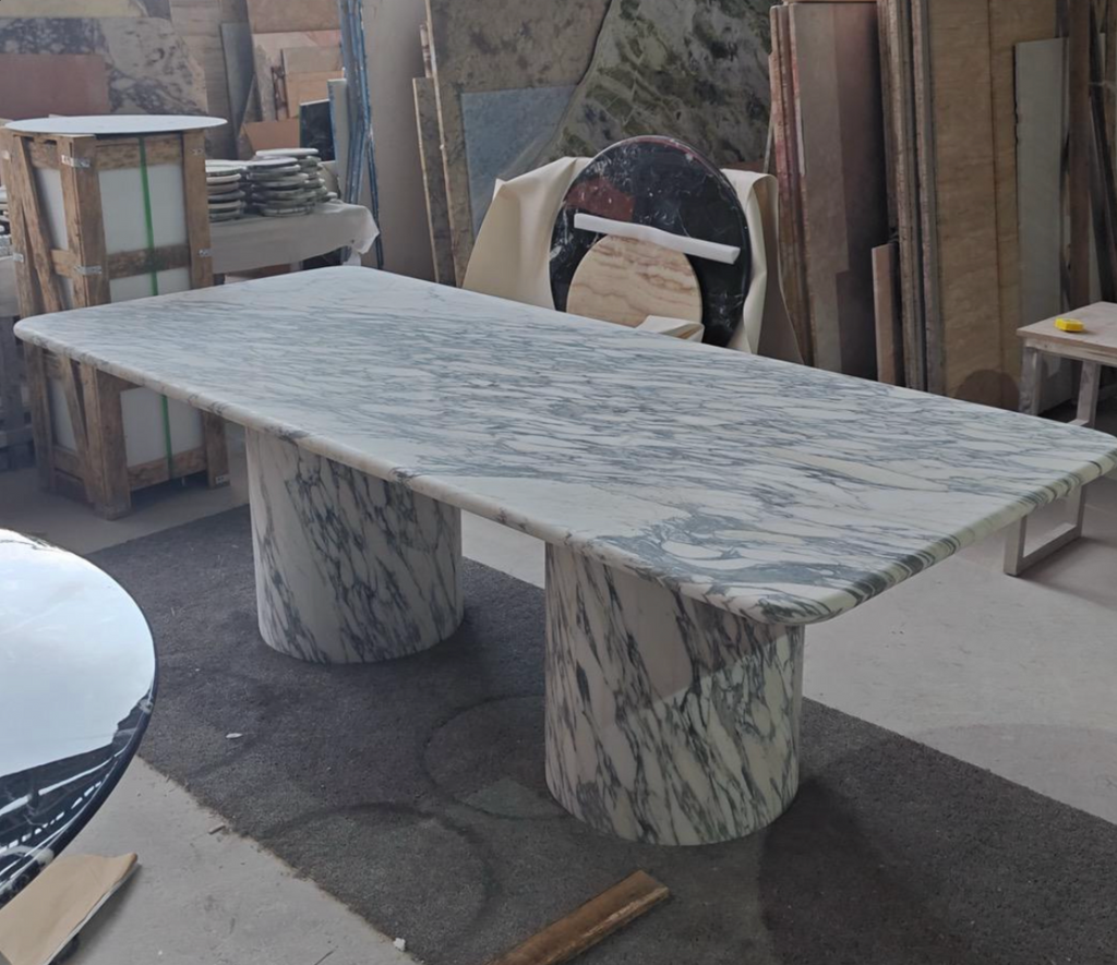 Kahai – Arabescato Dining Table